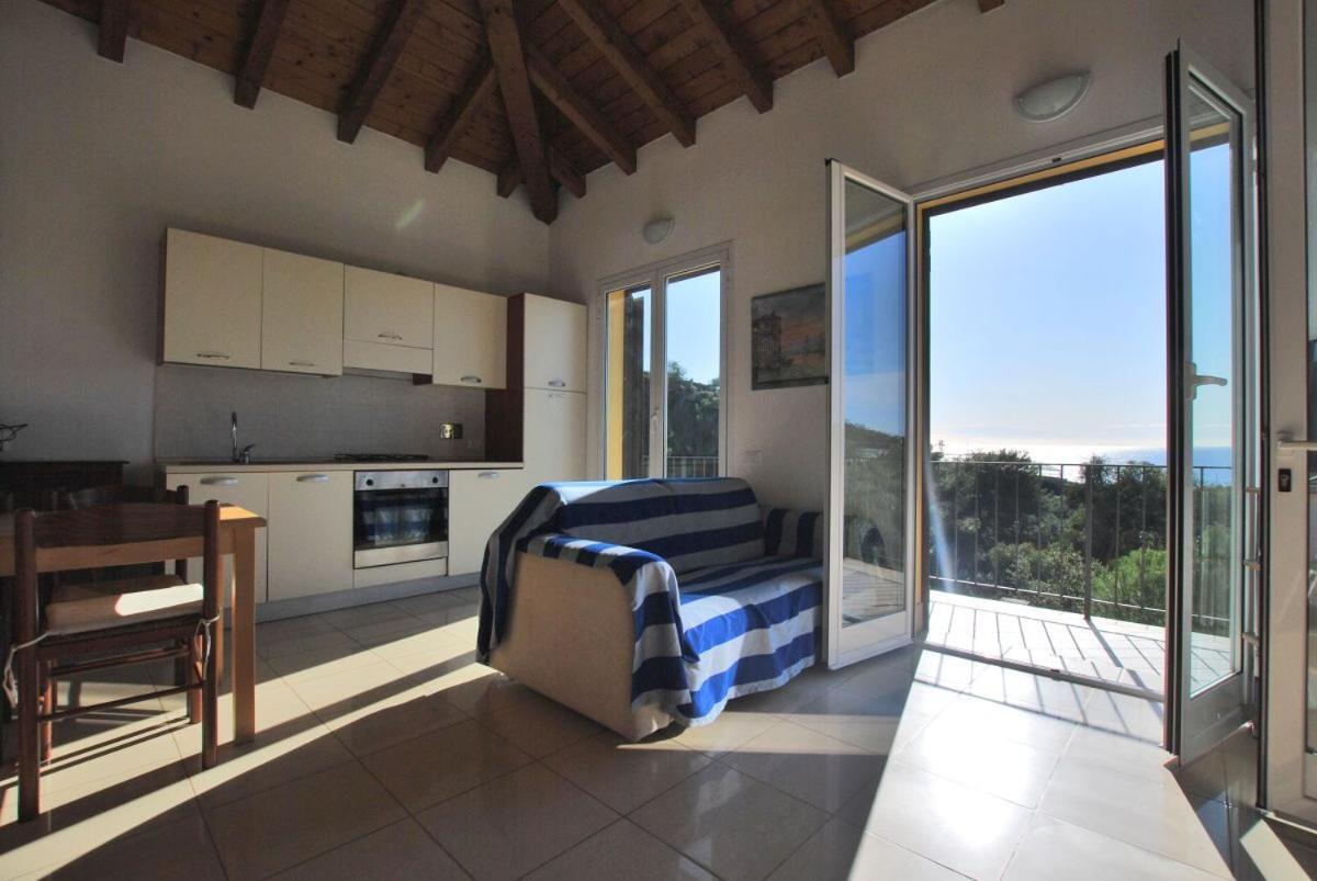 Villa Del Mare Ligure Elvezia Santo Stefano al Mare Exterior foto
